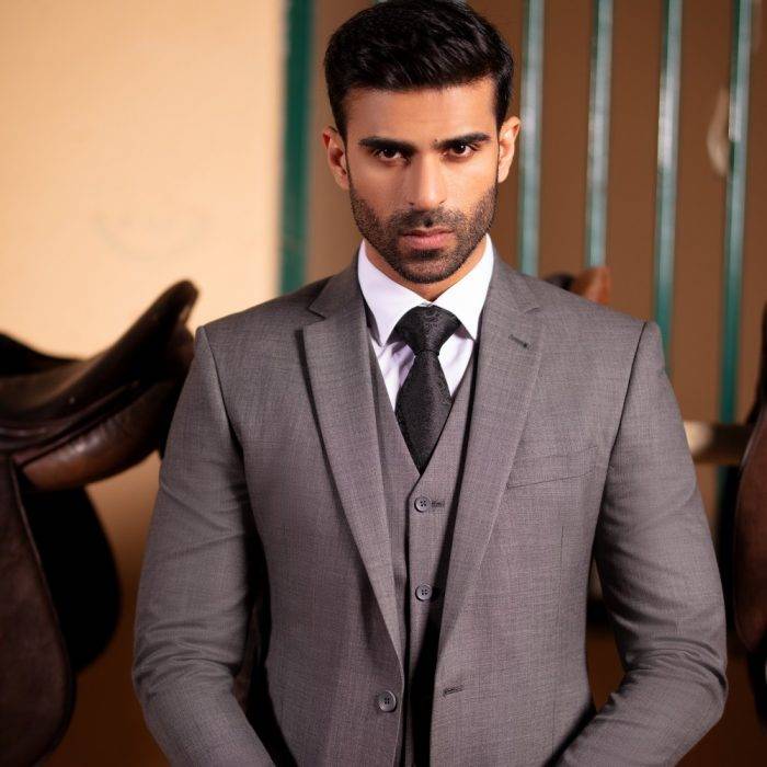 Top 13 Suiting Brands for men in Pakistan 2022