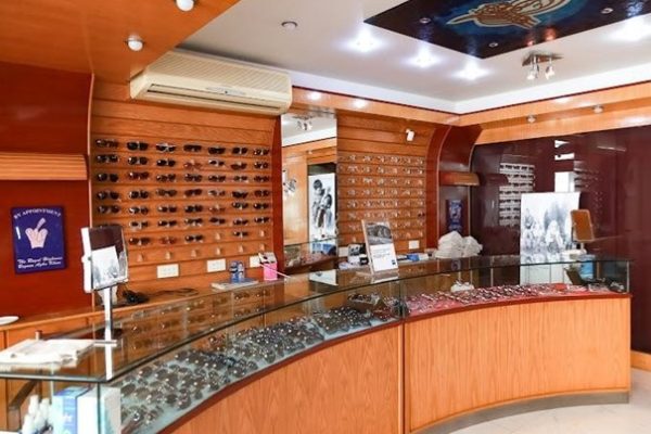 The Best Optical Shop In Karachi, Pakistan—Vazeer Optical Hall
