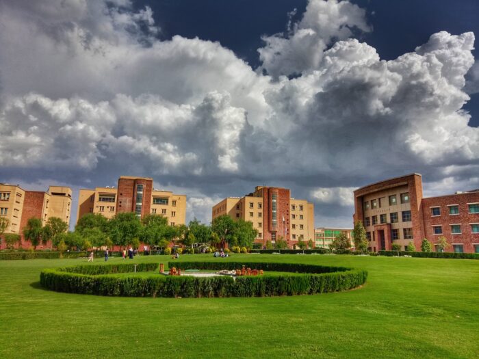 Best Online Universities in Pakistan