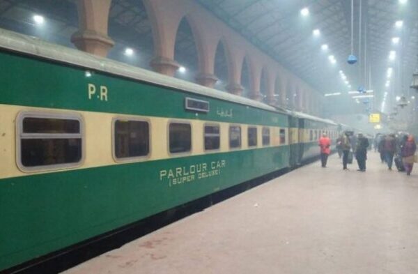 Lahore to Karachi Train Ticket Price Today 2023