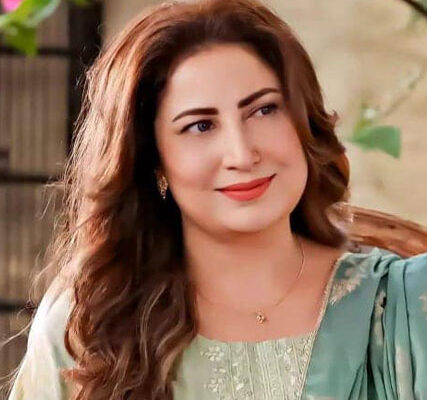 Saima Noor | Biography, Age, Family & Other Facts