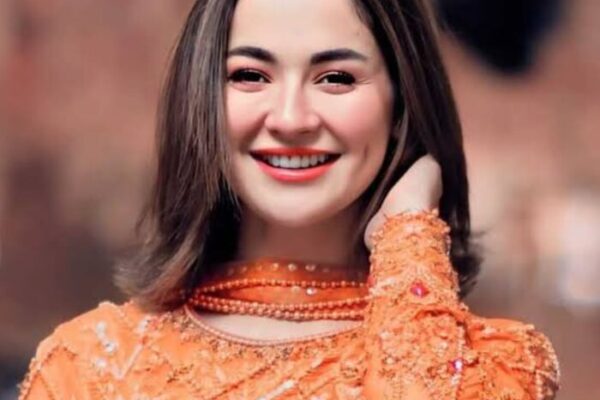 Hania Amir | Biography, Age, Family & Other Facts