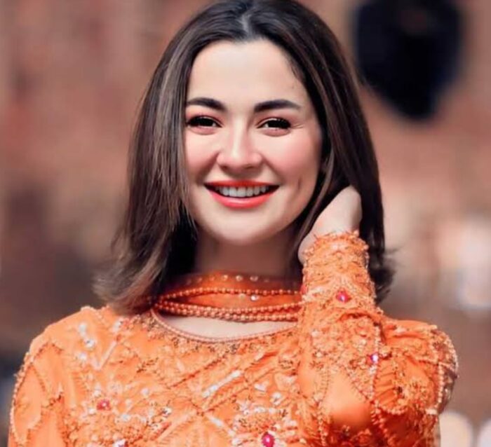 Hania Amir | Biography, Age, Family & Other Facts