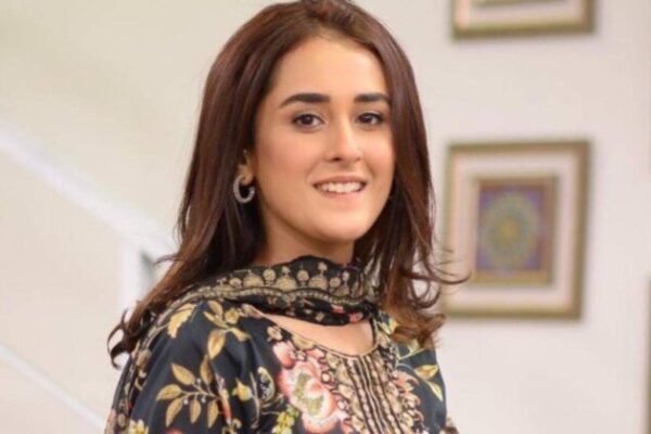 Shehzeen Rahat | Biography, Age, Family & Other Facts