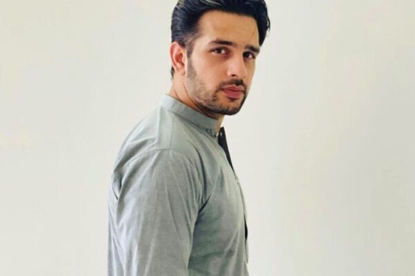 Usama Khan | Biography, Age, Family & Other Facts